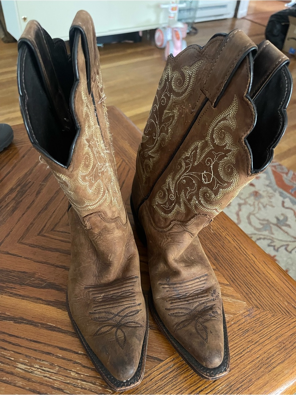 Justin Boots Brown Leather Western Embroidered Ankle Boots